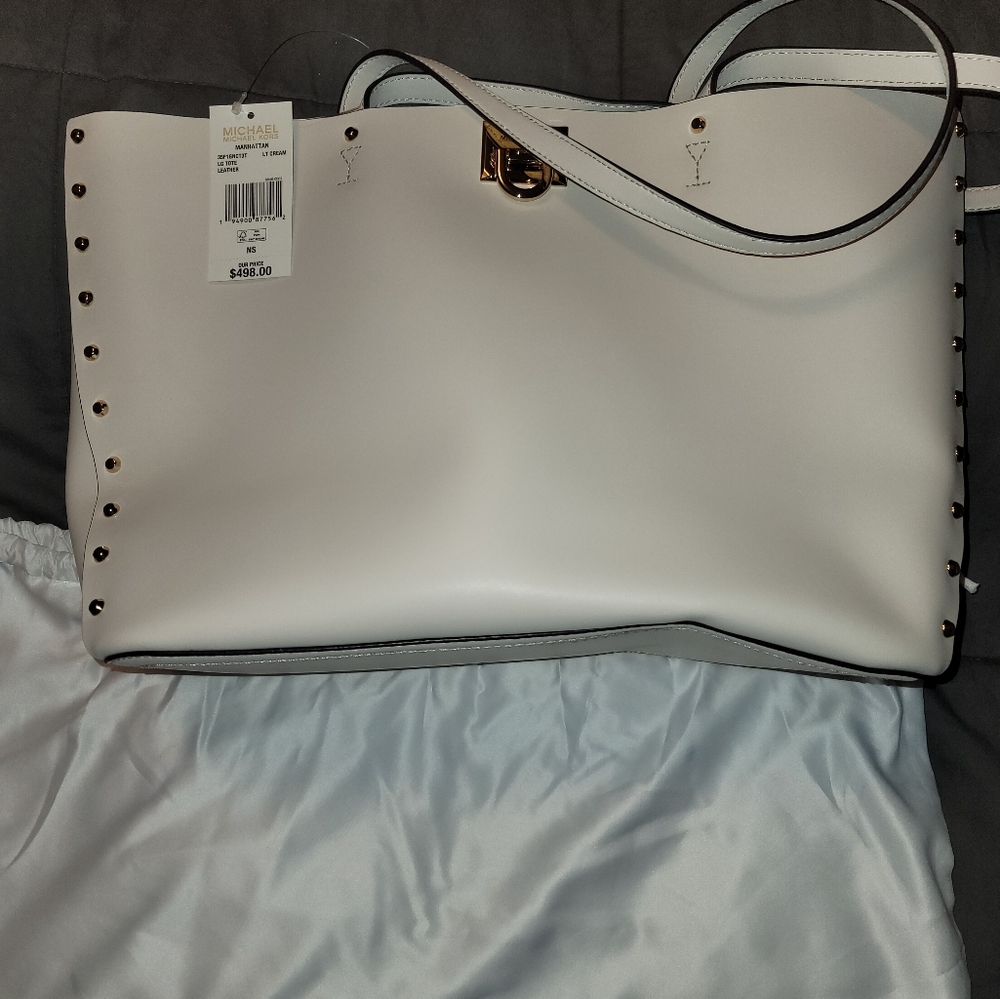 NWT Michael Kors Manhattan Tote & Dust Bag